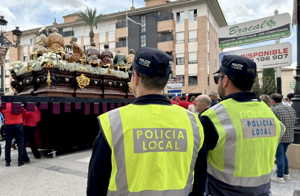 La Polic�a Local recuerda evitar circular por el centro de la ciudad los principales d�as de la Semana Santa
